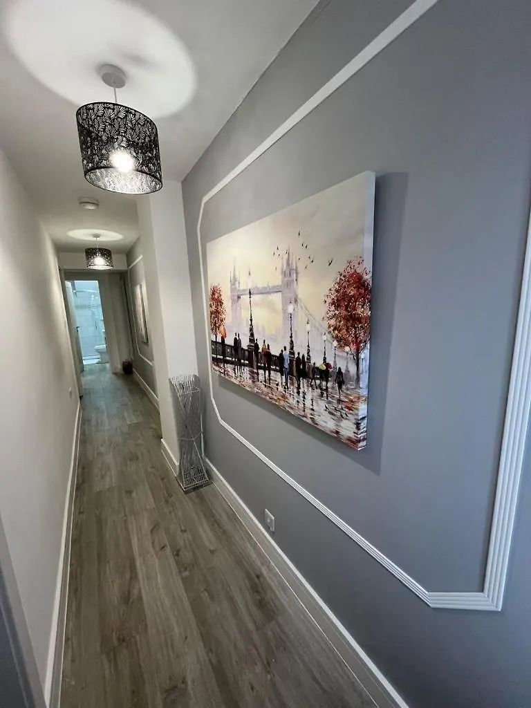 Dream Flat Apartment Dundry
