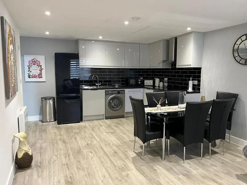 Dream Flat Apartment Dundry